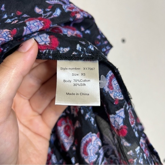 XiRENA Romi Top Blouse Size XS - Picture 12 of 12